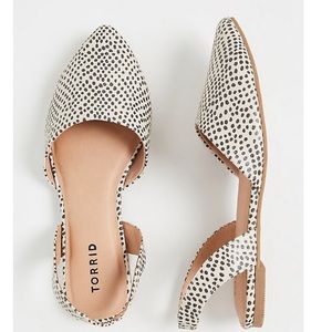 Torrid Cheetah print pointed toe shoes